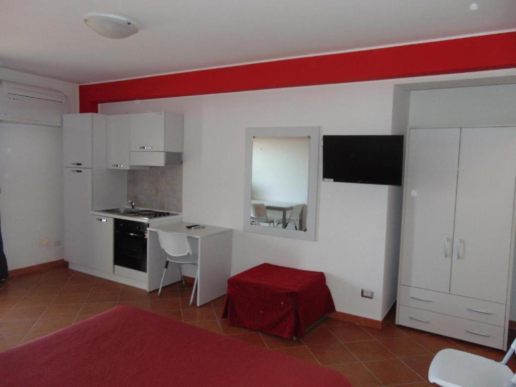 Tus'Hotel Castel di Tusa Bagian luar foto