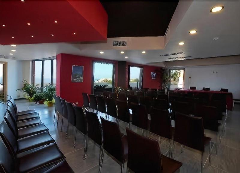 Tus'Hotel Castel di Tusa Bagian luar foto