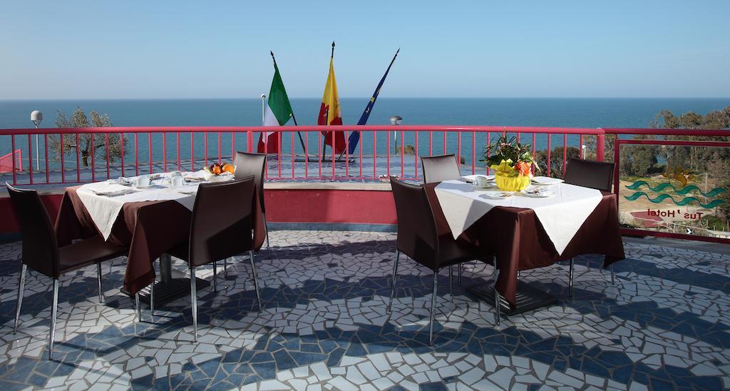 Tus'Hotel Castel di Tusa Bagian luar foto